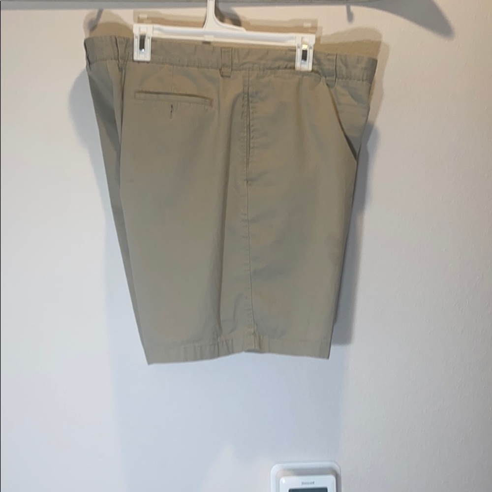 Men’s Khaki Shorts